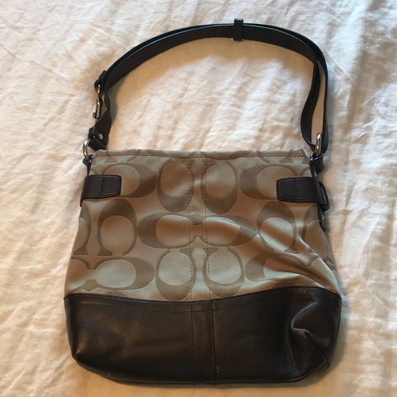 Coach Handbag - Picture 2 of 3